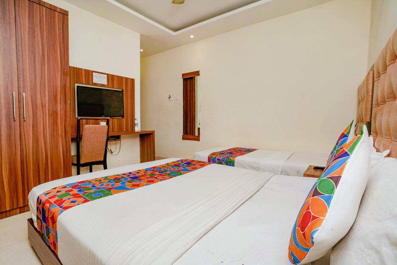 Fabexpress Emerald Inn Mumbai Dış mekan fotoğraf
