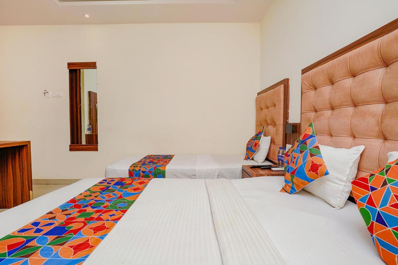 Fabexpress Emerald Inn Mumbai Dış mekan fotoğraf