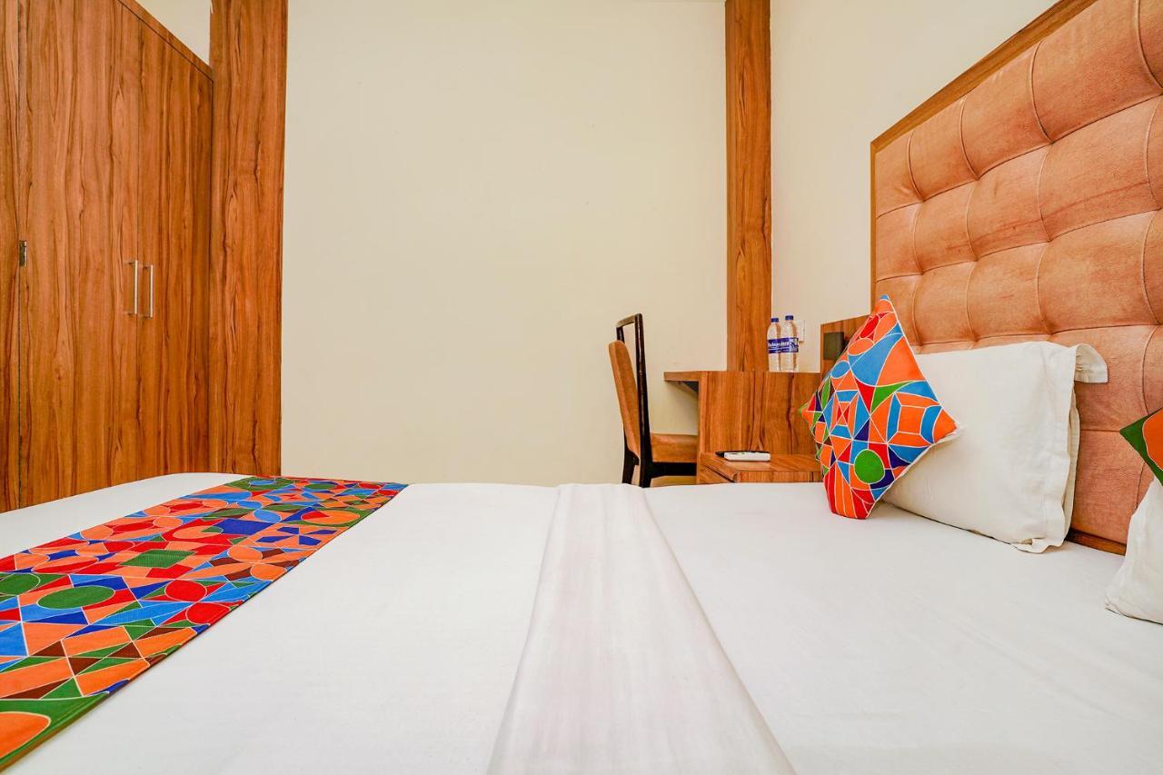 Fabexpress Emerald Inn Mumbai Dış mekan fotoğraf